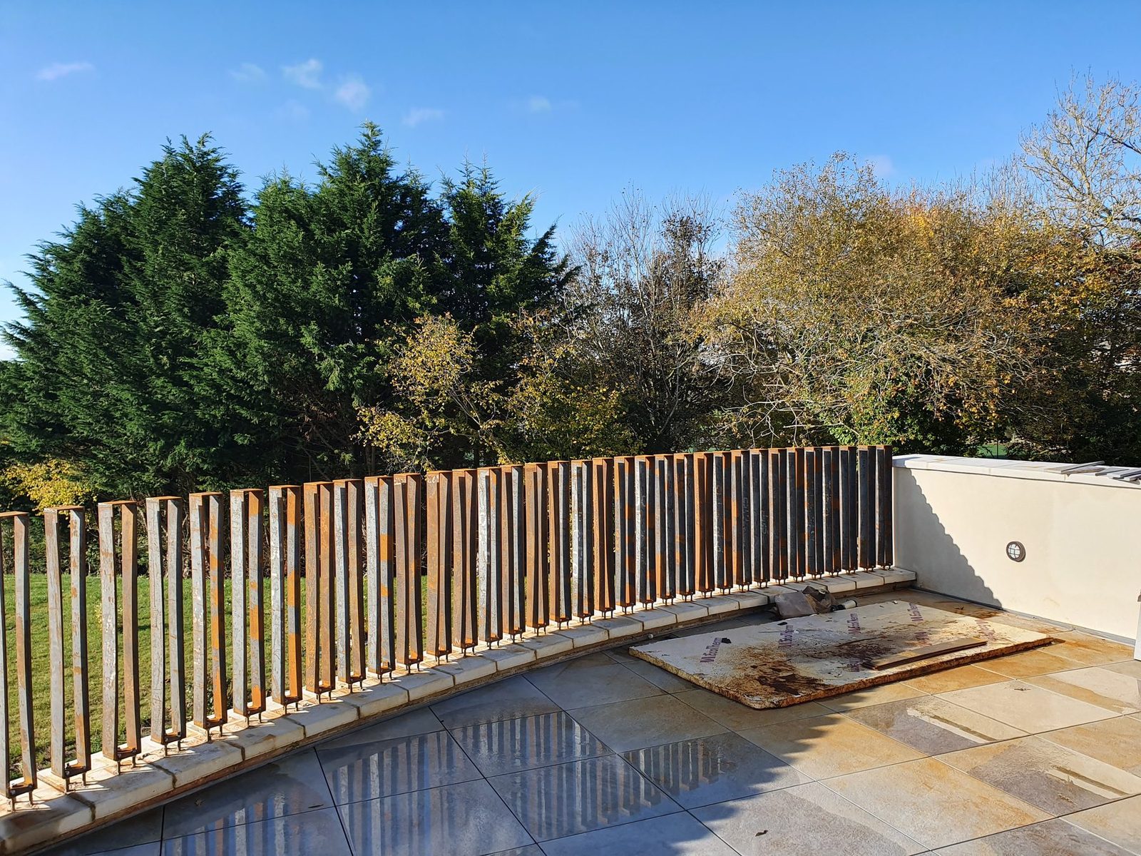 Wide view of the installed balustrade on the terrace.