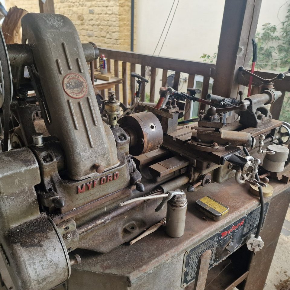 Close view of the Colchester Chipmaster headstock.